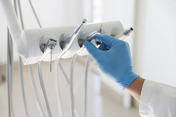 Professional Emergency Dentist technician working in Apple Valley, MN